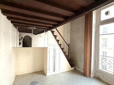 STUDIO A VENDRE - PARIS 4EME ARRONDISSEMENT Centre Ville - 12.49 m2 - 212 000 €