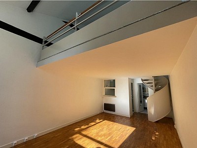APPARTEMENT T2 A LOUER - CHARENTON LE PONT - 51.31 m2 - 1 363 € charges comprises par mois
