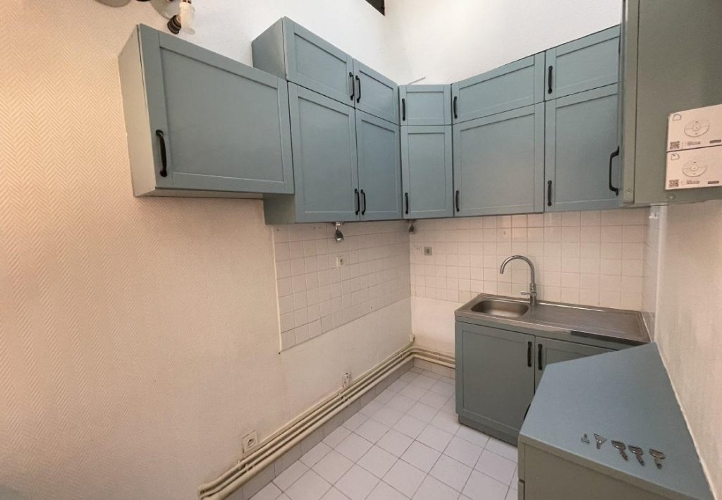 APPARTEMENT T2 A LOUER - CHARENTON LE PONT - 51.31 m2 - 1 363 &euro; charges comprises par mois