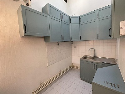 APPARTEMENT T2 A LOUER - CHARENTON LE PONT - 51.31 m2 - 1 363 € charges comprises par mois