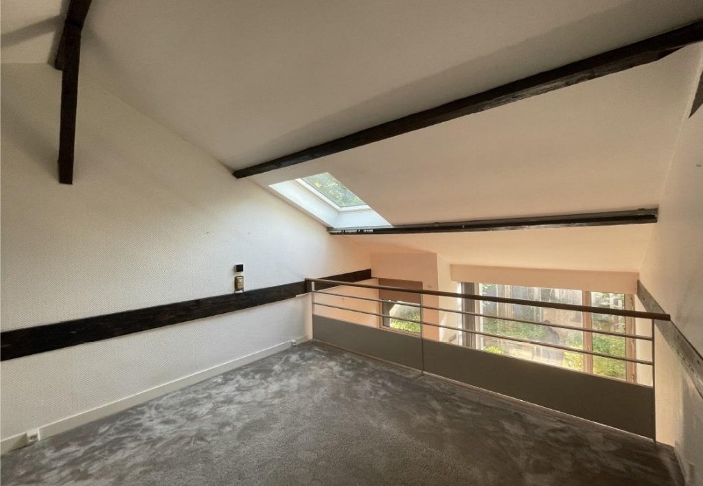 APPARTEMENT T2 A LOUER - CHARENTON LE PONT - 51.31 m2 - 1 363 &euro; charges comprises par mois